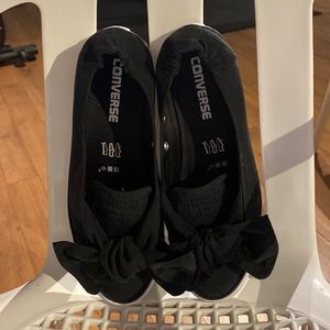 Converse flats